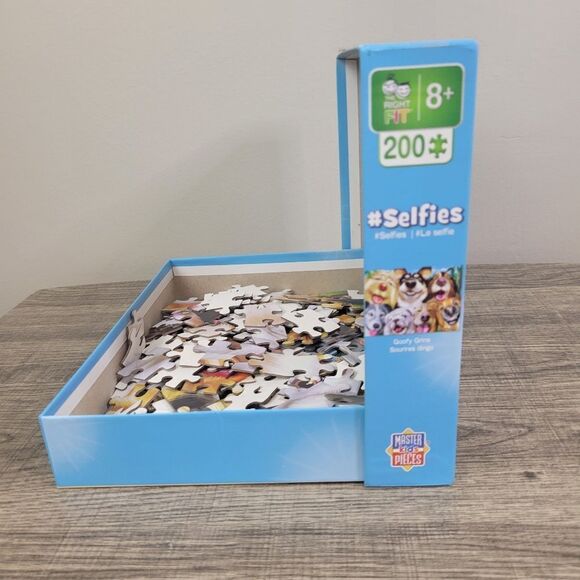 #Selfies‎ Goofy Grins 2018 200 Piece Jigsaw Puzzle - Picture 2 of 5